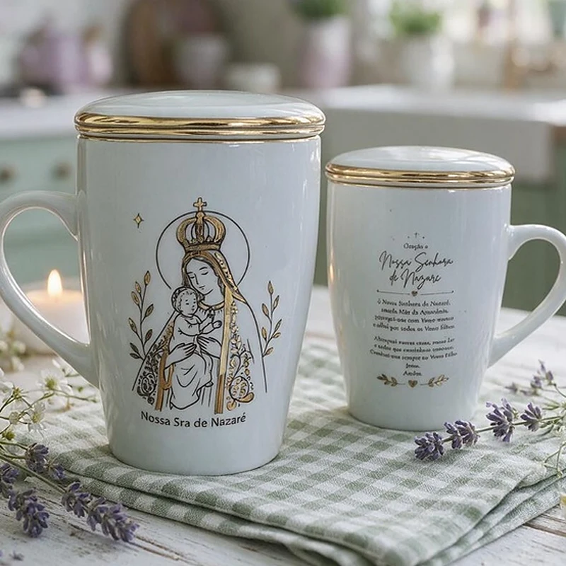 Caneca N. Sra. de Nazaré pintada à mão com oração no verso